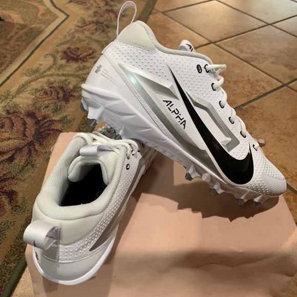 Mens Alpha Menace 4 Varsity Premium Football Cleat - Picture 9 of 13